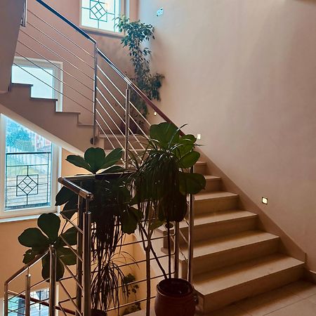 Hotel Kameralny Кельце Экстерьер фото