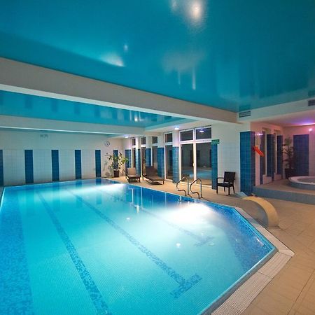 Hotel Kameralny Кельце Экстерьер фото