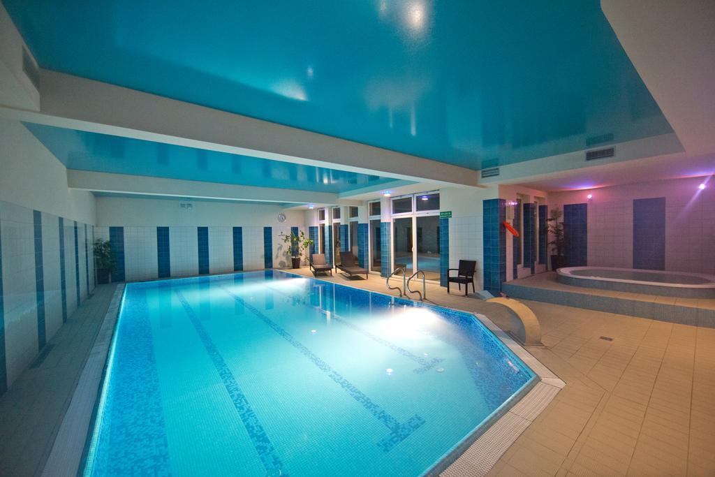 Hotel Kameralny Кельце Экстерьер фото